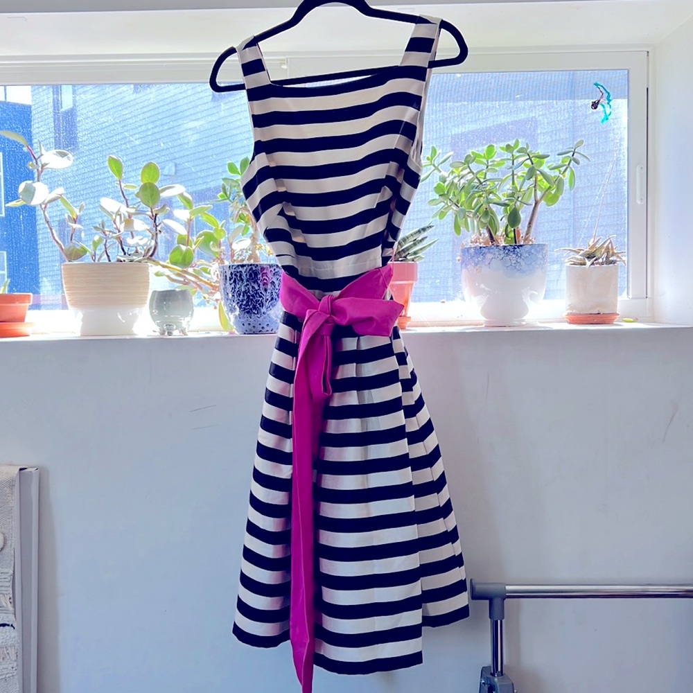 Size 10 NWT Eliza Jay dress
